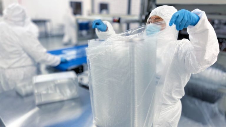 Medical Packaging Expertise (+ Cleanrooms) | Jamestown Plastics Medical